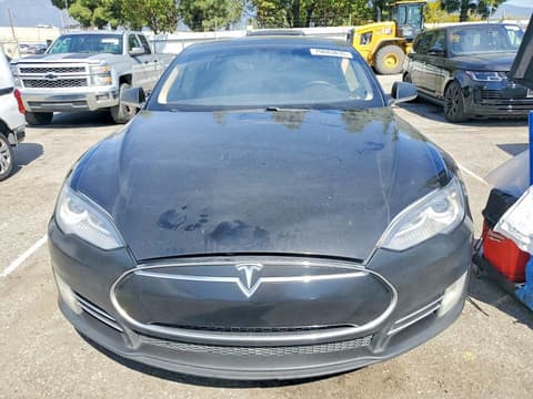2013 Tesla Model S, VIN 5YJSA1CP8DFP11764. Фото 5 з 6 з аукціону Copart. Каталог авто зі США OpenDataCar.