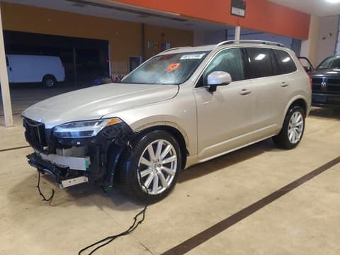 2016 Volvo XC90, VIN YV4A22PK1G1001368. Фото 1 з 6 з аукціону Copart. Каталог авто зі США OpenDataCar.