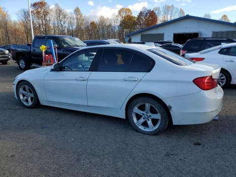 2013 Bmw 3 Series, VIN WBA3C3C55DF979561. Zdjęcie 2 z 6 z aukcji Copart. Katalog aut z USA OpenDataCar.