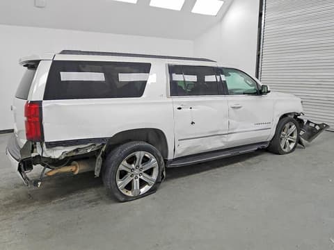 2018 Chevrolet Suburban, VIN 1GNSKHKC2JR389768. Фото 3 з 6 з аукціону Copart. Каталог авто зі США OpenDataCar.