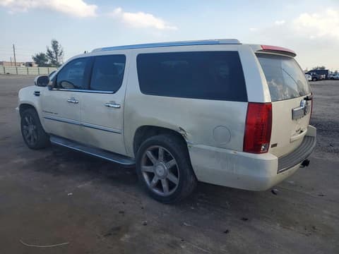 2008 Cadillac Escalade ESV, VIN 1GYFK66878R271742. Photo 2 of 6 from Copart auction. OpenDataCar US salvage catalog.
