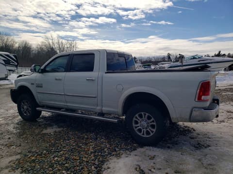 2017 Ram 3500, VIN 3C63R3EJ5HG566384. Фото 2 з 6 з аукціону Copart. Каталог авто зі США OpenDataCar.