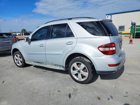 2011 Mercedes-benz ML-Class, VIN 4JGBB5GB5BA725612. Фото 2 з 6 з аукціону Copart. Каталог авто зі США OpenDataCar.