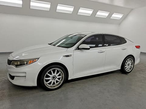 2016 Kia Optima, VIN 5XXGU4L36GG046411. Фото 1 з 6 з аукціону Copart. Каталог авто зі США OpenDataCar.