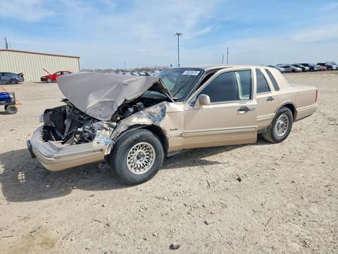 1997 Lincoln Town Car, VIN 1LNLM81W5VY693431. Фото 1 з 6 з аукціону Copart. Каталог авто зі США OpenDataCar.