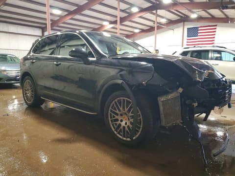 2017 Porsche Cayenne, VIN WP1AB2A20HLA52733. Фото 4 з 6 з аукціону Copart. Каталог авто зі США OpenDataCar.