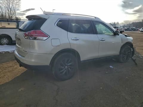 2015 Nissan Rogue, VIN 5N1AT2MV2FC805949. Фото 3 з 6 з аукціону Copart. Каталог авто зі США OpenDataCar.