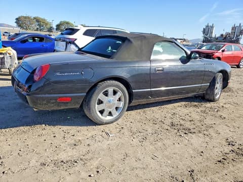 2002 Ford Thunderbird, VIN 1FAHP60A12Y120331. Zdjęcie 3 z 6 z aukcji Copart. Katalog aut z USA OpenDataCar.