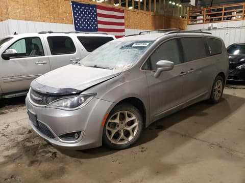 2017 Chrysler Pacifica, VIN 2C4RC1BG6HR668689. Zdjęcie 1 z 6 z aukcji Copart. Katalog aut z USA OpenDataCar.