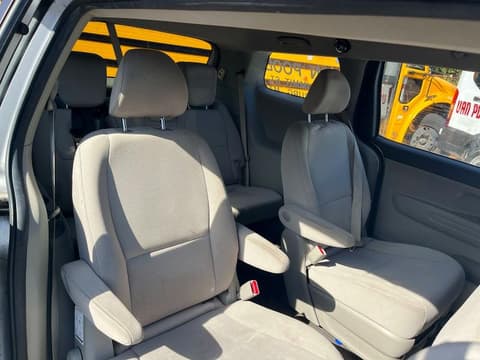 2015 Kia Sedona, VIN KNDMA5C13F6049411. Фото 6 з 6 з аукціону Copart. Каталог авто зі США OpenDataCar.