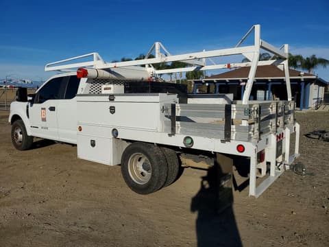 2022 Ford F-350 Super Duty, VIN 1FD8X3GT2NED47528. Фото 2 из 6 с аукциона Copart. Каталог авто из США OpenDataCar.