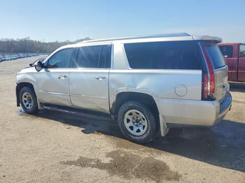 2016 Cadillac Escalade ESV, VIN 1GYS4HKJ2GR384378. Фото 2 з 6 з аукціону Copart. Каталог авто зі США OpenDataCar.