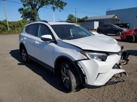 2018 Toyota RAV4, VIN 2T3ZFREV1JW521160. Фото 4 з 6 з аукціону Copart. Каталог авто зі США OpenDataCar.