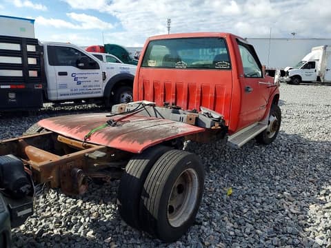 1999 Gmc Sierra, VIN 1GDKC34F5XF050881. Фото 4 з 6 з аукціону Copart. Каталог авто зі США OpenDataCar.