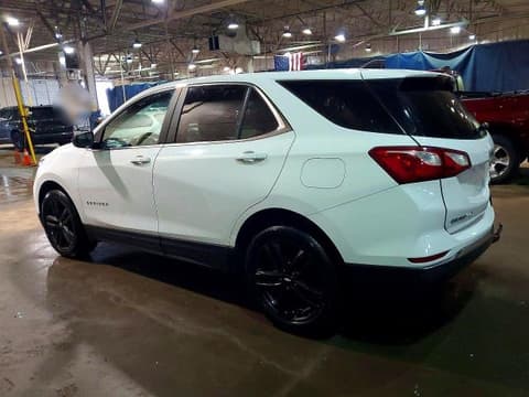 2021 Chevrolet Equinox, VIN 2GNAXKEV3M6123084. Фото 2 з 6 з аукціону Copart. Каталог авто зі США OpenDataCar.