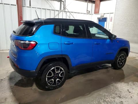 2025 Jeep Compass, VIN 3C4NJDDN8ST558703. Фото 3 з 6 з аукціону Copart. Каталог авто зі США OpenDataCar.