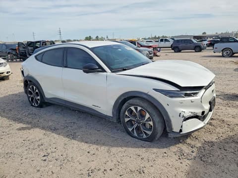 2024 Ford Mustang Mach-E, VIN 3FMTK1R49RMA22488. Фото 4 з 6 з аукціону Copart. Каталог авто зі США OpenDataCar.