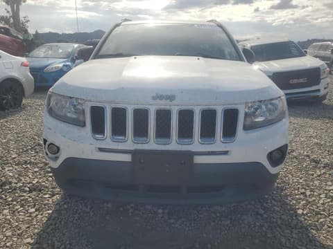 2015 Jeep Compass, VIN 1C4NJDBB4FD316852. Фото 5 з 6 з аукціону Copart. Каталог авто зі США OpenDataCar.