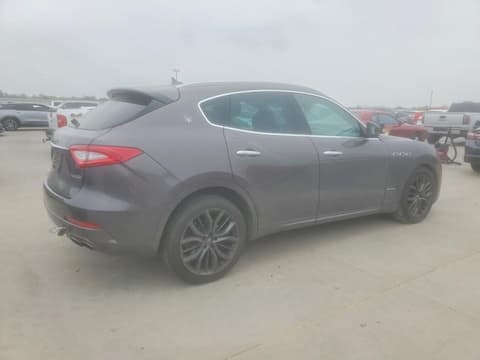 2018 Maserati Levante, VIN ZN661YUL7JX301978. Фото 3 из 6 с аукциона Copart. Каталог авто из США OpenDataCar.