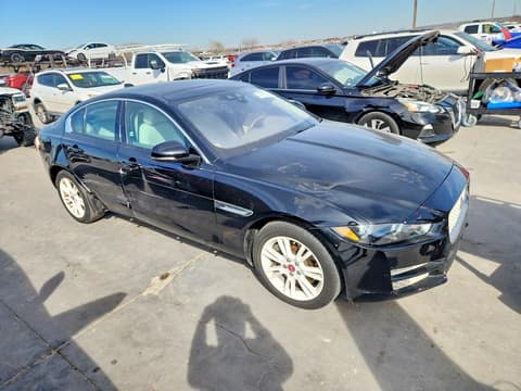2018 Jaguar XE, VIN SAJAD4FX4JCP41497. Фото 4 из 6 с аукциона Copart. Каталог авто из США OpenDataCar.