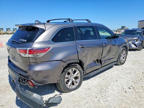 2015 Toyota Highlander, VIN 5TDKKRFH5FS055215. Фото 3 з 6 з аукціону Copart. Каталог авто зі США OpenDataCar.