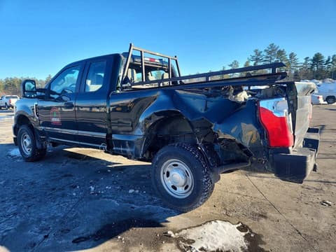 2021 Ford F-250 Super Duty, VIN 1FT7X2B62MED23191. Фото 2 из 6 с аукциона Copart. Каталог авто из США OpenDataCar.