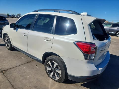 2018 Subaru Forester, VIN JF2SJAEC8JH415456. Фото 2 з 6 з аукціону Copart. Каталог авто зі США OpenDataCar.