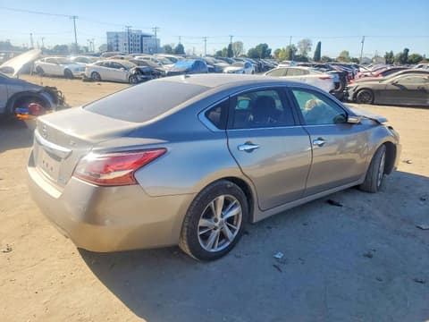 2013 Nissan Altima, VIN 1N4AL3AP5DC105863. Фото 3 з 6 з аукціону Copart. Каталог авто зі США OpenDataCar.