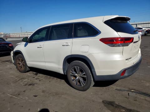 2017 Toyota Highlander, VIN 5TDZARFH4HS029421. Фото 2 з 6 з аукціону Copart. Каталог авто зі США OpenDataCar.