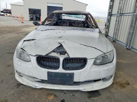 2013 Bmw 3 Series, VIN WBAKE5C58DJ107812. Фото 5 з 6 з аукціону Copart. Каталог авто зі США OpenDataCar.