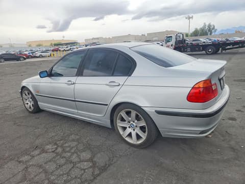 2001 Bmw 3 Series, VIN WBAAV33431FU81752. Zdjęcie 2 z 6 z aukcji Copart. Katalog aut z USA OpenDataCar.