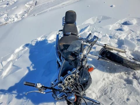 2004 Honda VT1100, VIN 1HFSC18014A802332. Фото 5 з 6 з аукціону Copart. Каталог авто зі США OpenDataCar.