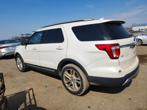 2017 Ford Explorer, VIN 1FM5K7D8XHGD10244. Фото 2 з 6 з аукціону Copart. Каталог авто зі США OpenDataCar.