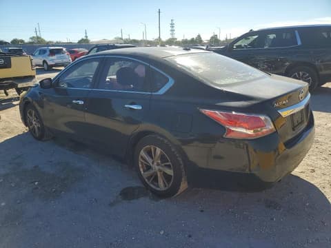 2015 Nissan Altima, VIN 1N4AL3APXFN362377. Фото 2 з 6 з аукціону Copart. Каталог авто зі США OpenDataCar.