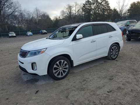 2015 Kia Sorento, VIN 5XYKW4A79FG645307. Фото 1 из 6 с аукциона Copart. Каталог авто из США OpenDataCar.