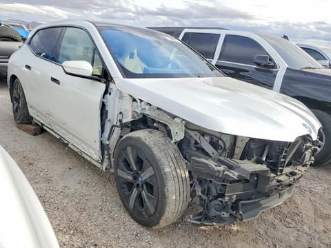 2023 Bmw iX, VIN WB523CF09PCM75997. Фото 4 з 6 з аукціону Copart. Каталог авто зі США OpenDataCar.