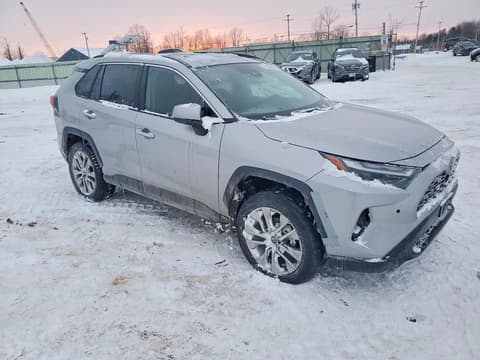 2022 Toyota RAV4, VIN 2T3N1RFV7NC266047. Фото 4 з 6 з аукціону Copart. Каталог авто зі США OpenDataCar.