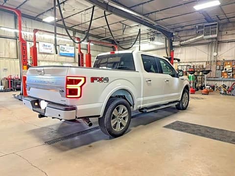 2018 Ford F-150 Lightning, VIN 1FTEW1EG2JFA58691. Фото 4 з 6 з аукціону Copart. Каталог авто зі США OpenDataCar.
