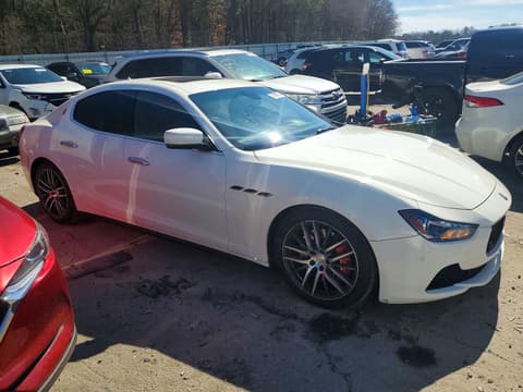 2015 Maserati Ghibli, VIN ZAM57RTAXF1145295. Фото 4 з 6 з аукціону Copart. Каталог авто зі США OpenDataCar.
