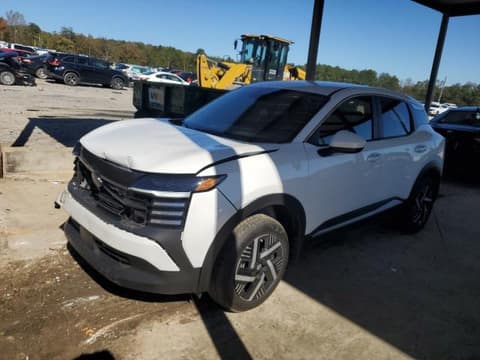 2025 Nissan Kicks, VIN 3N8AP6CAXSL415974. Фото 1 з 6 з аукціону Copart. Каталог авто зі США OpenDataCar.