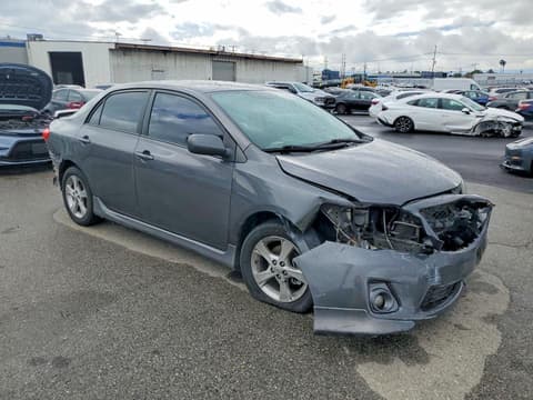 2013 Toyota Corolla, VIN 5YFBU4EE7DP221759. Фото 4 з 6 з аукціону Copart. Каталог авто зі США OpenDataCar.