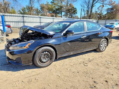 2024 Nissan Altima, VIN 1N4BL4BV8RN437122. Фото 1 з 6 з аукціону Copart. Каталог авто зі США OpenDataCar.