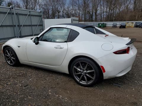 2021 Mazda MX-5 Miata, VIN JM1NDAM71M0450768. Фото 2 из 6 с аукциона Copart. Каталог авто из США OpenDataCar.