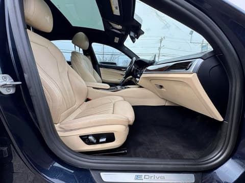 2018 Bmw 5 Series, VIN WBAJB1C54JB084547. Фото 5 з 6 з аукціону Copart. Каталог авто зі США OpenDataCar.