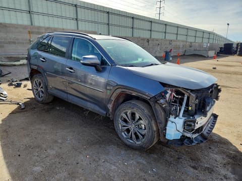 2022 Toyota RAV4, VIN 4T3D6RFV9NU086905. Фото 4 з 6 з аукціону Copart. Каталог авто зі США OpenDataCar.