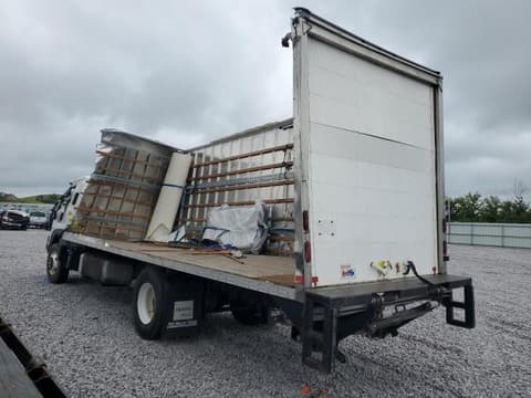 2023 Isuzu FTR, VIN 54DK6S1F8PSA50695. Zdjęcie 2 z 6 z aukcji Copart. Katalog aut z USA OpenDataCar.