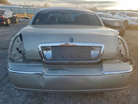 2007 Lincoln Town Car, VIN 1LNHM82WX7Y617307. Фото 6 з 6 з аукціону Copart. Каталог авто зі США OpenDataCar.
