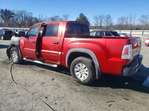 2006 Mitsubishi Raider, VIN 1Z7HC38KX6S578772. Фото 2 з 6 з аукціону Copart. Каталог авто зі США OpenDataCar.