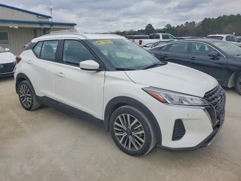 2023 Nissan Kicks, VIN 3N1CP5CV3PL548622. Фото 4 з 6 з аукціону Copart. Каталог авто зі США OpenDataCar.