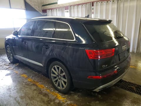 2017 Audi Q7, VIN WA1LAAF76HD055247. Фото 2 з 6 з аукціону Copart. Каталог авто зі США OpenDataCar.